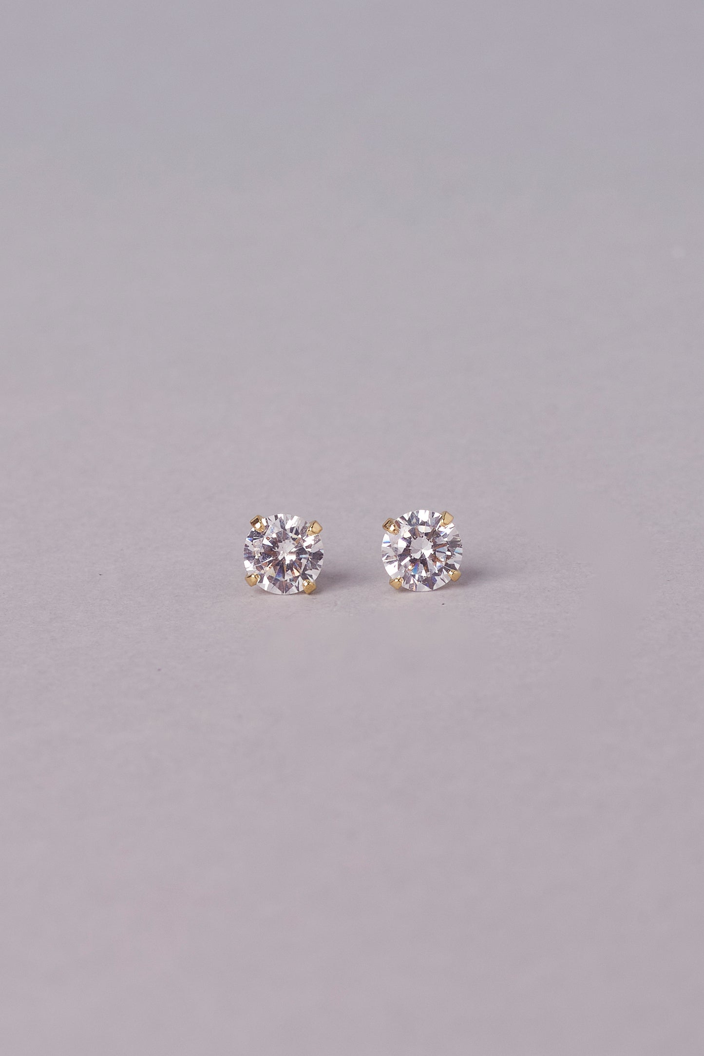 Brinco Carolyn Ouro 18k