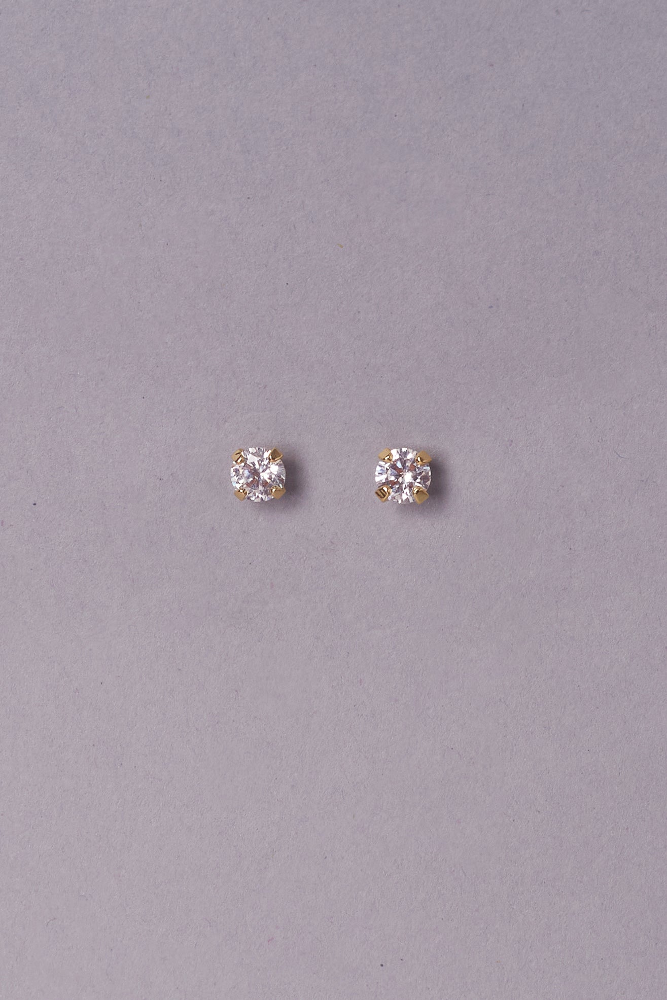 Brinco Carolyn Ouro 18k