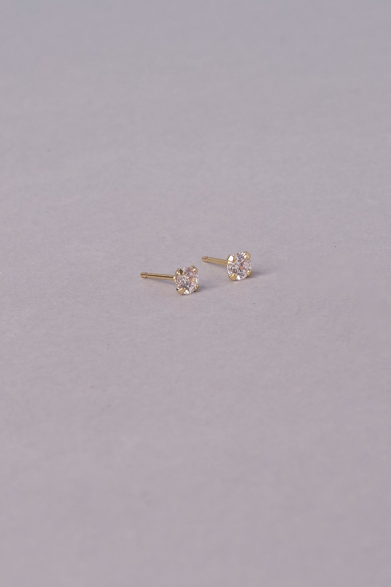 Brinco Carolyn Ouro 18k