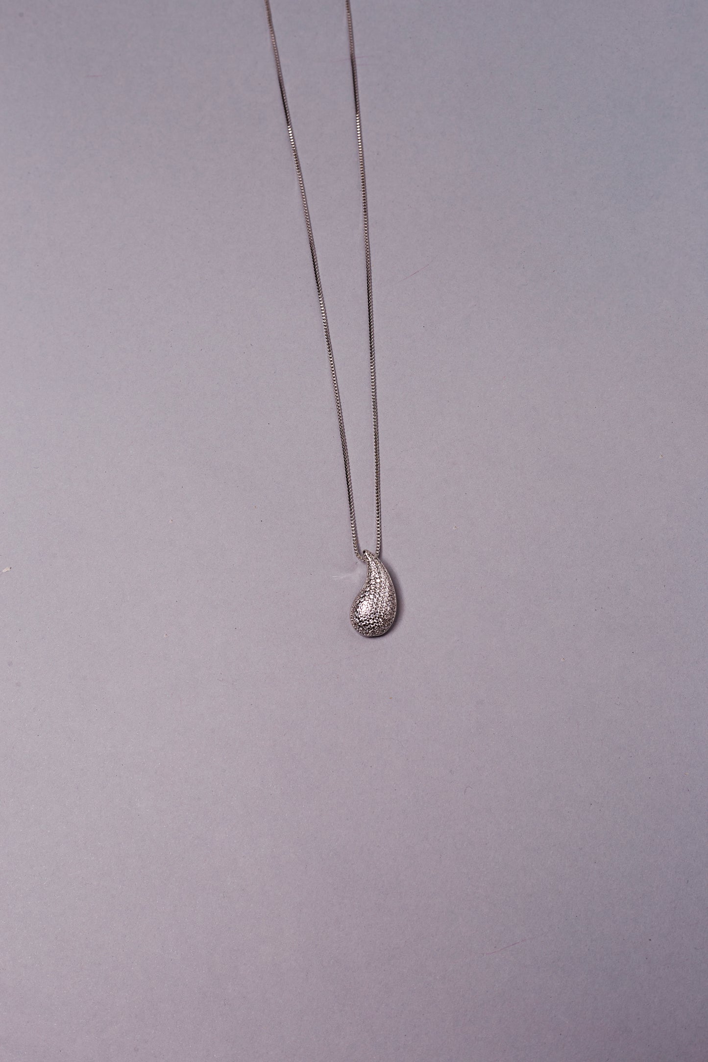 Colar Gota Cravejada Ródio